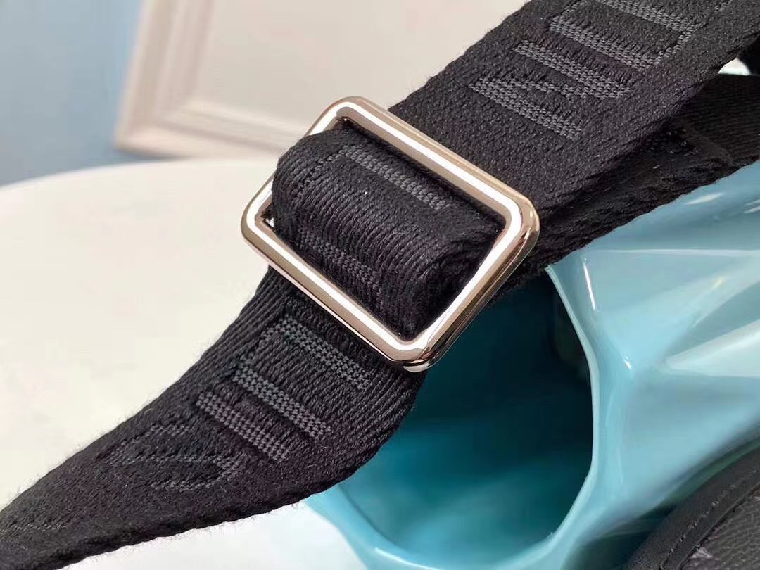 z2238065221665_13ba27524600053159bf0c9bf17ece59