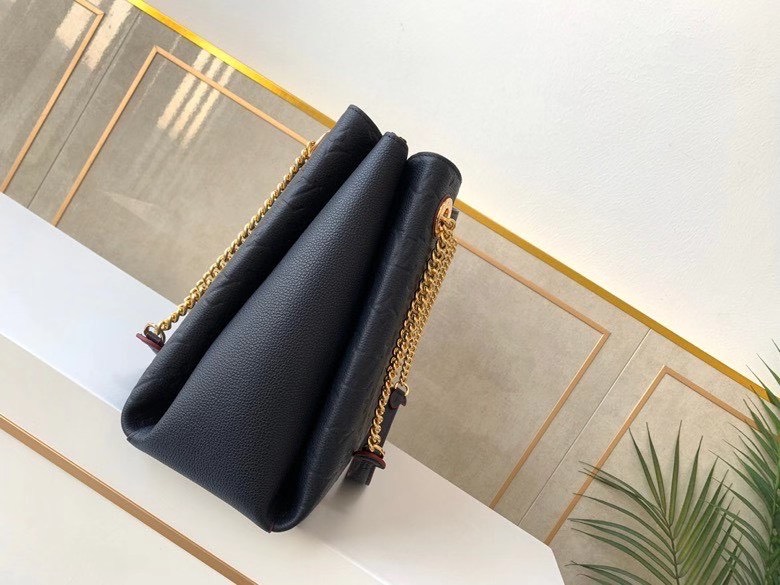 z2238057572114_47f84868783b86179d61a688fe67359e