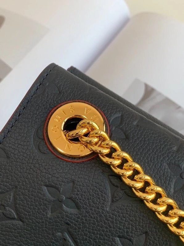 z2238057578232_58dfc04c660330cd302d6351f34f2ecb