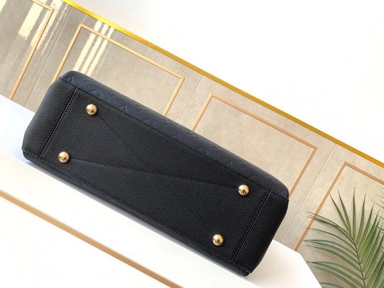 z2238057730072_5596cb66fd2575168f07af6725a634c6