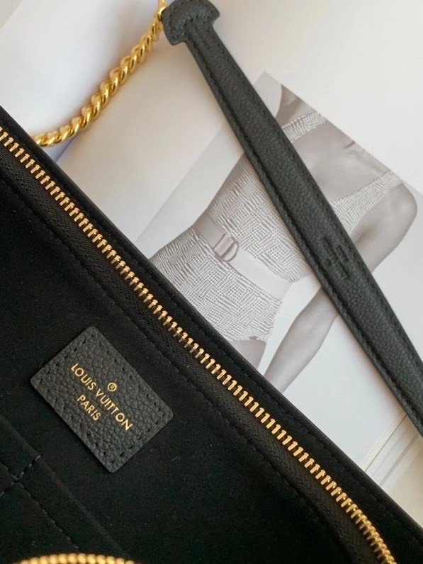 z2238057738861_d507c464fc717f0bd3001728ddb37f24