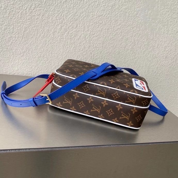 z2246904197708_143f525f2028afa00cdbb409329ba11e