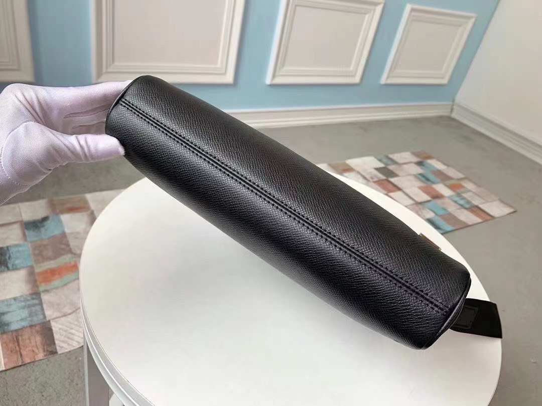 z2254065221097_a3016ba1b862b27ba6bb543367c5a28b