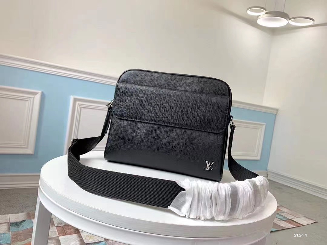 Túi xách nam Louis Vuitton Siêu Cấp RLCLV0759