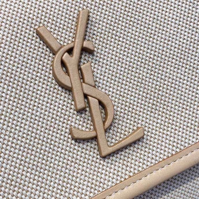 z2251688601768_6f59835132cdf52ec65b2804e99f456a