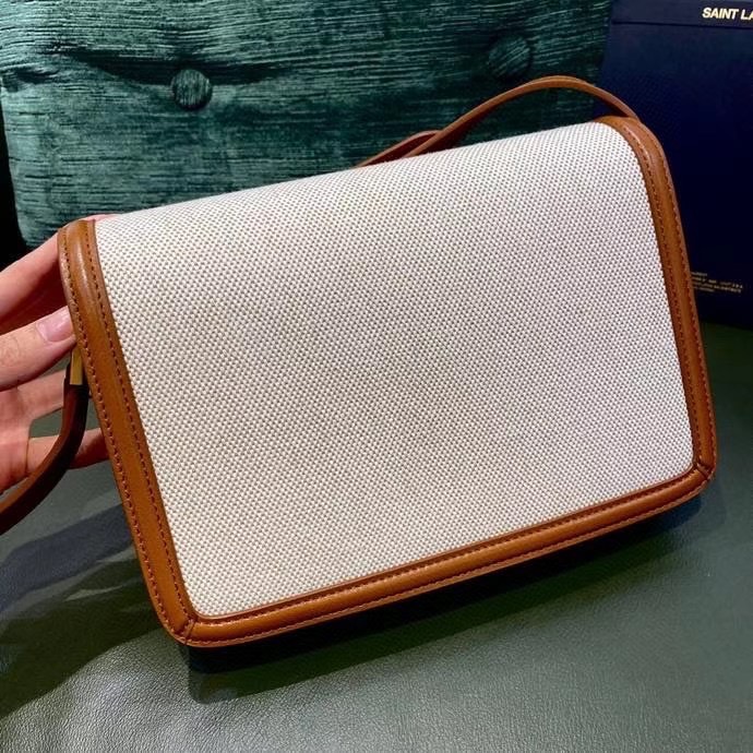 z2251688791766_816e37f2d3fb6d2718c5f8b1680dbf26