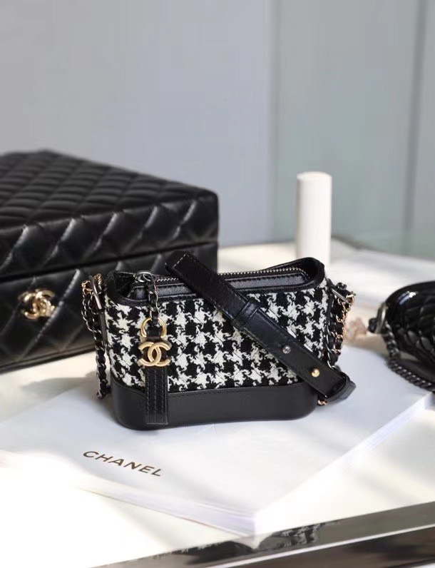 z2258289058281_192f10e0acdbba7a6c917a1d0ec4f36e