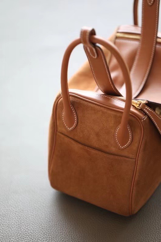 z2258289727222_9bde0b24372cf2b7dafc4c8badeeb9da