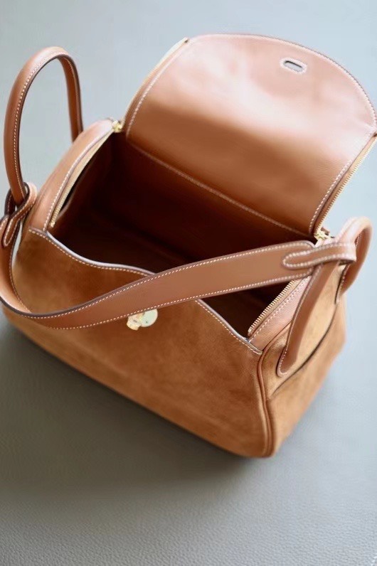 z2258289732457_8de1bce7aac0988e1c13d9ec82e555ef