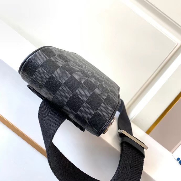 z2269949939165_db9558031309638f8340bdf513d3ee03