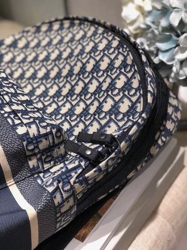 z2274652096480_b7cb3e3654dc232d25e050d70af2966e