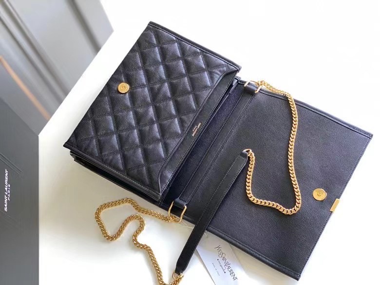 z2274657303149_66f7225447a5a372498d4fc2fbc5a076