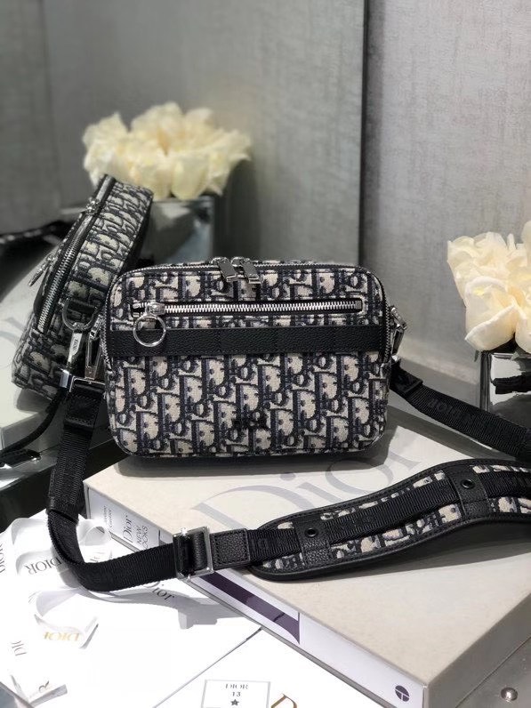 Túi xách nam Dior Siêu Cấp RLCDO0790