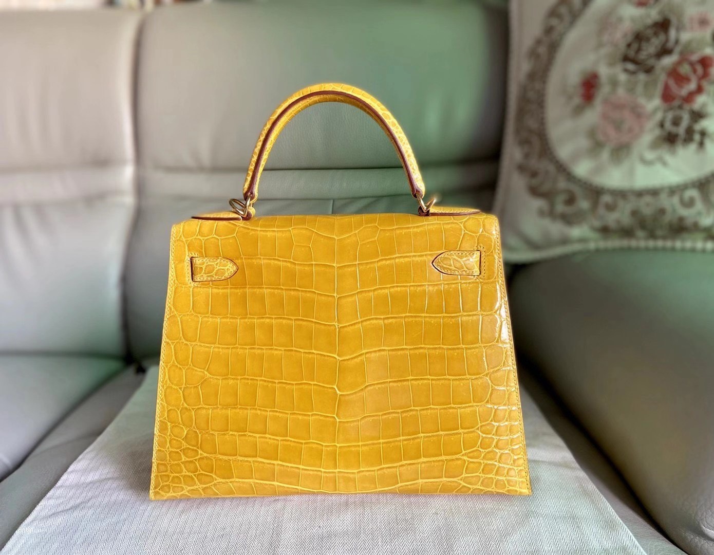 z2280393091232_0f0e9c549a75130f8ae15f895566dfe0