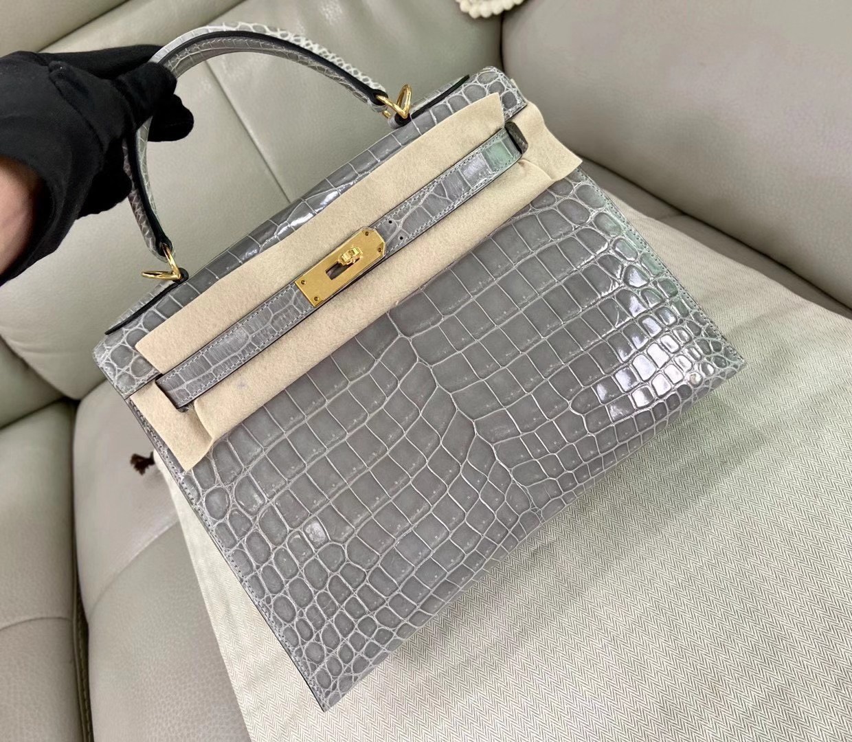 z2280393536412_83ac7acc1a4d6f12961eb5b5a80e6915