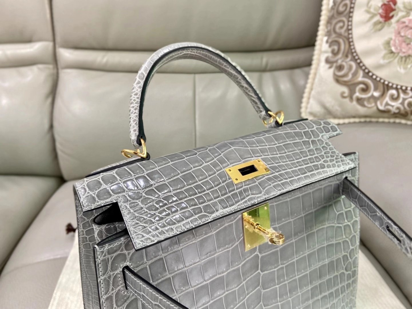 z2280393545280_56b862837fff036f8a16a8c141e42361