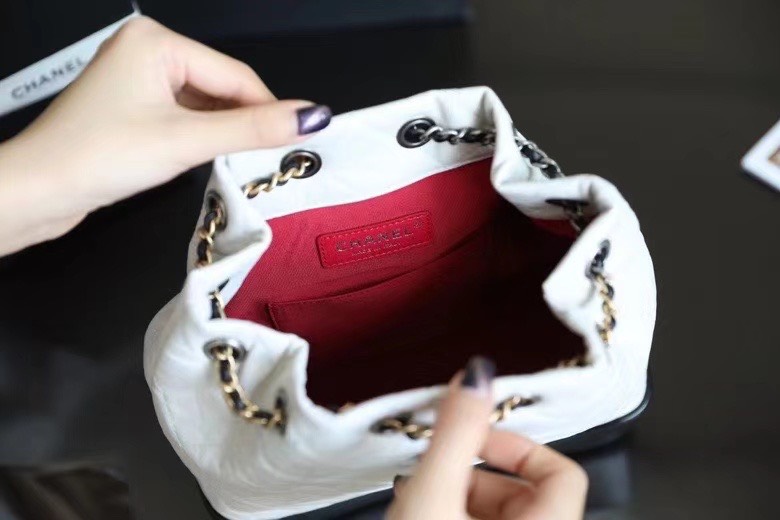 z2284486312092_70cb927321deded8bba86bb4b5052a69