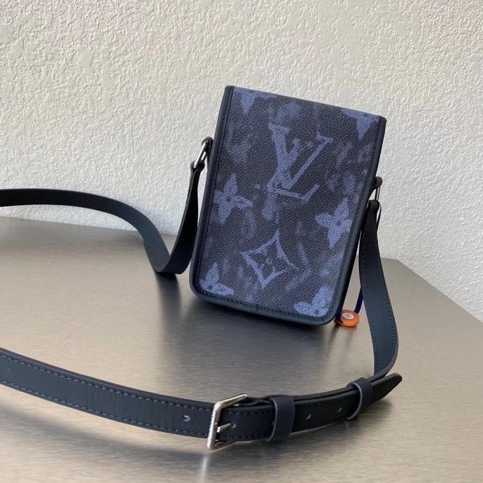 z2290001492666_0f74876e4ea0fce96f0067a5a663e91f