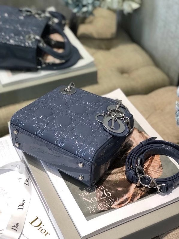 z2299521909774_5614b9c7622e6180973f28196aa48f8e