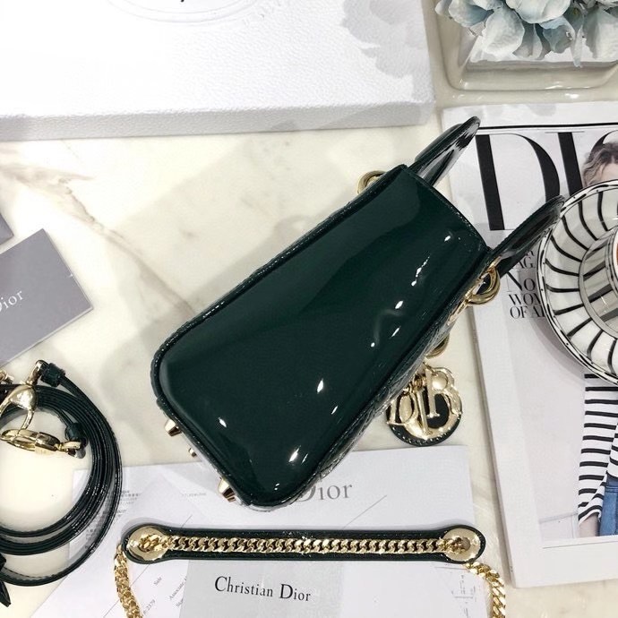 z2299522252417_eb6ddfd9fdf65a7fe648caac5b0c63d9