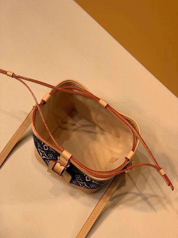 z2356351791240_89820f73dc6b5a0f27fb0c6e76b624a6