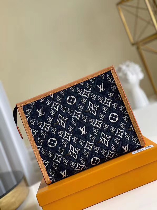 z2356352039687_5d224da301b2b85a28cdcc4c34c3e76a