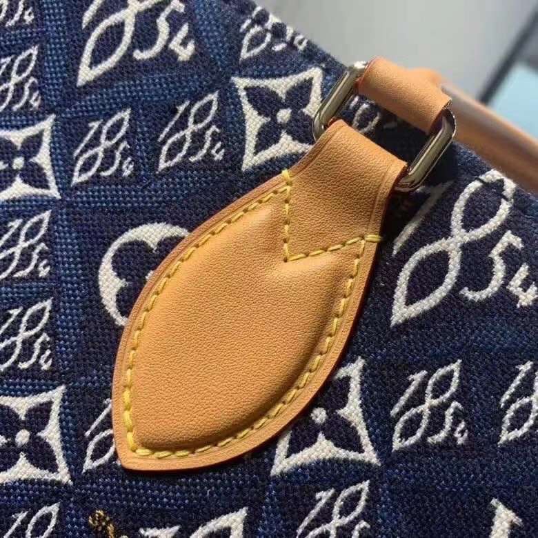 z2356349402539_b81add1d3665f695f0c948b0b3141553