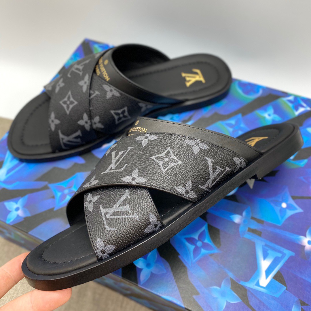 z2364056294712_ce02c043df8bf42ef02faf0687923c52