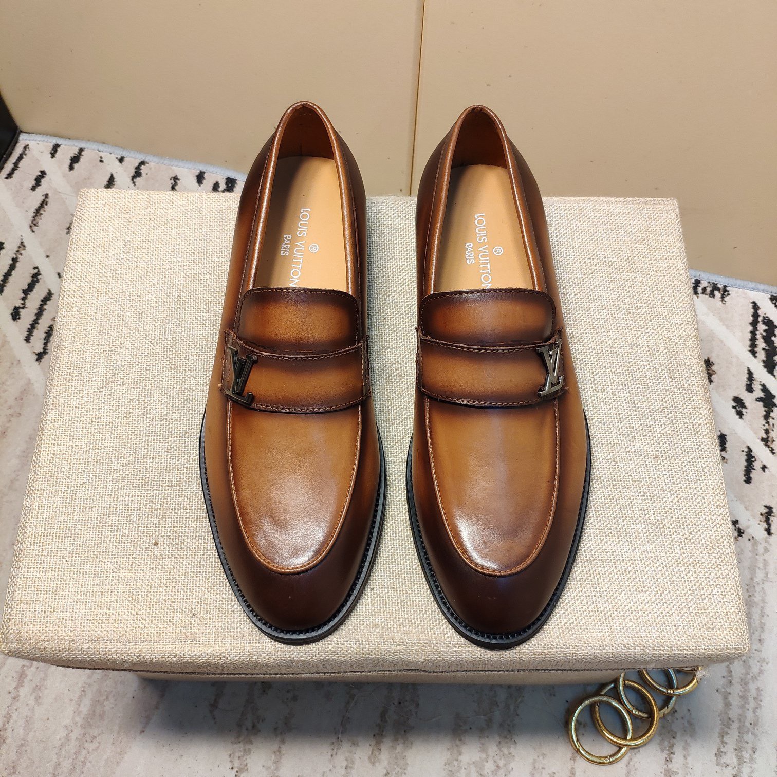 Giày nam Louis Vuitton Siêu Cấp RLCLV0875