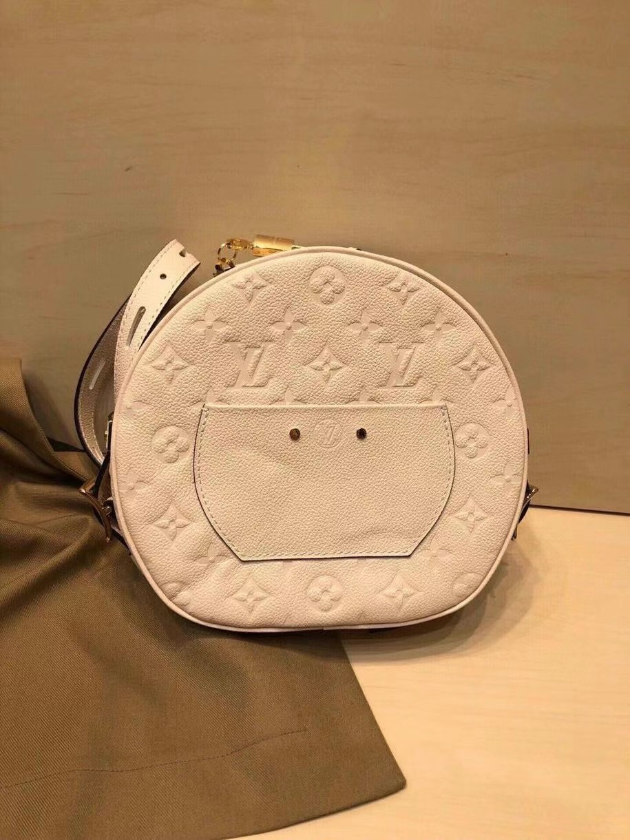 z2373215504321_4263135abb5c39f7d1766a8a369c85c6