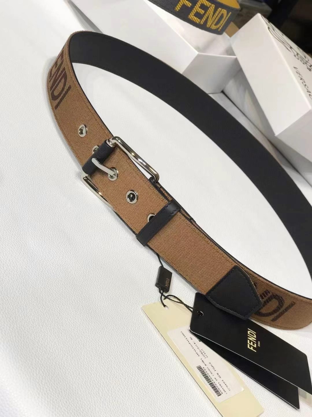 Thắt lưng nam Fendi Siêu Cấp RLCFD0886