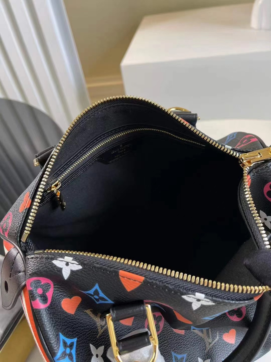 z2373221093534_994045055cfd1a66d0a8b3a10144996e