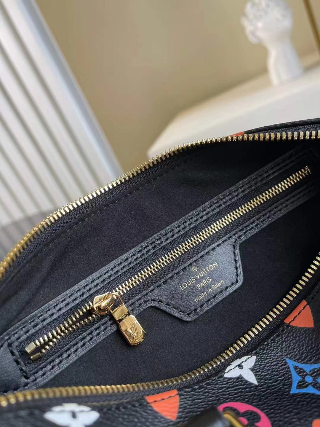 z2373221097281_78ff309462dc5b0d97cfc41f0f16ecef