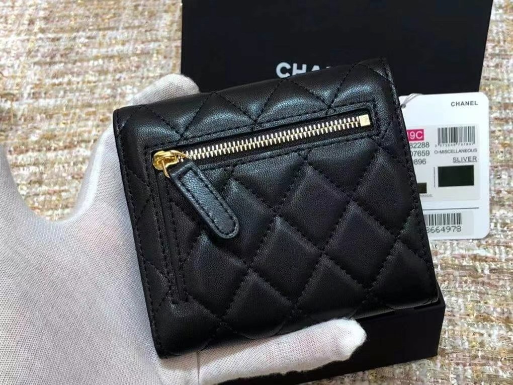 z2374838443412_3bd66d90af008adb9d3209eaaba045c3