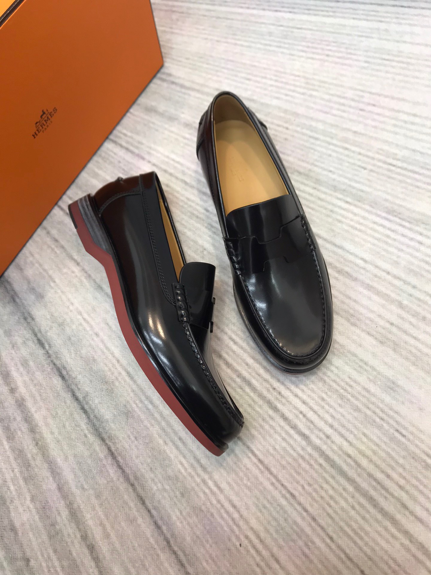 z2385261777290_622e343cb3eb0d36717bb3229555ba59