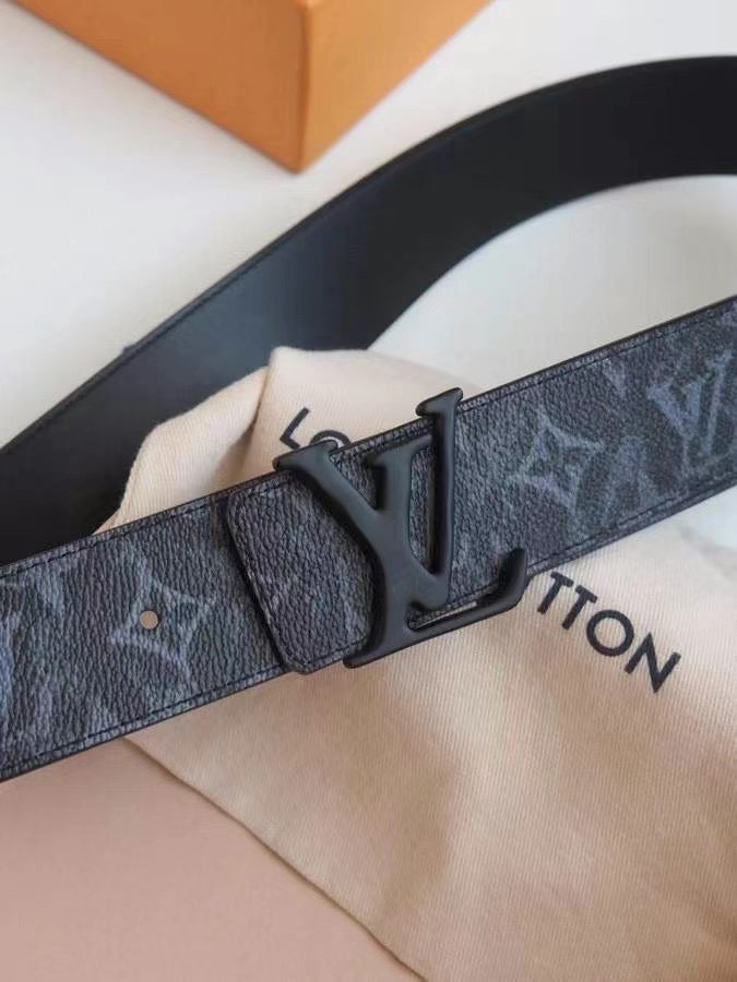 z2392175210946_dd34f53454bb44f117fee1fda2abe0dc