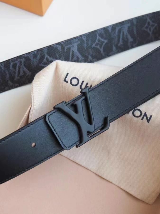 z2392175214092_ea8af30cafc86a248749693f807110db