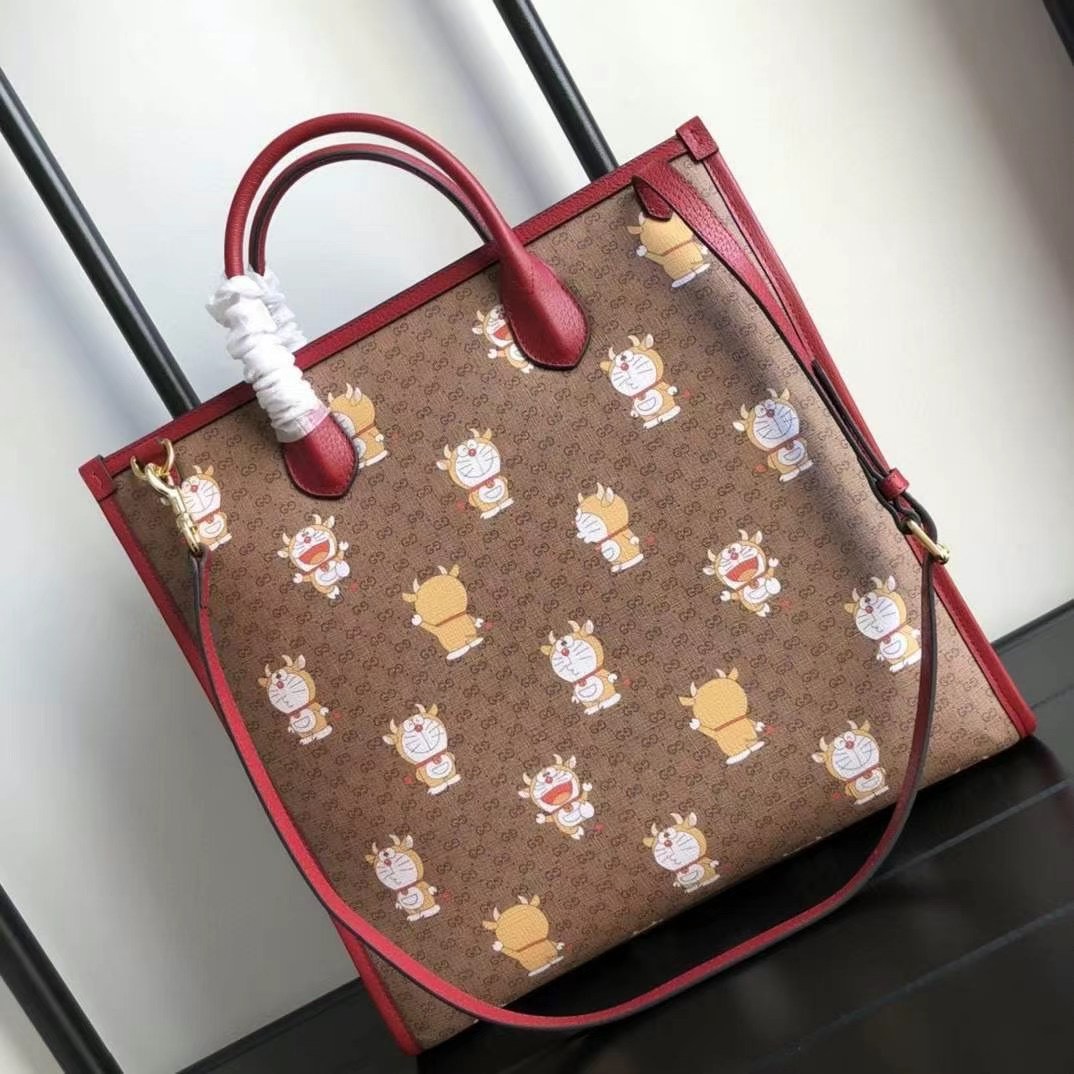 z2392176660069_7d737e6b3d3f5e7e9f2a6210ed84f029