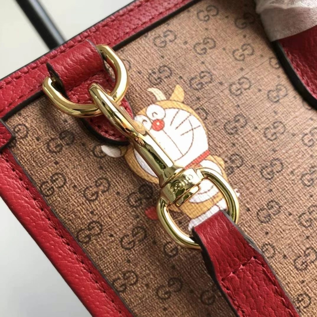 z2392176671336_3c20be9c8a3d5b40cade2c101a4d009b