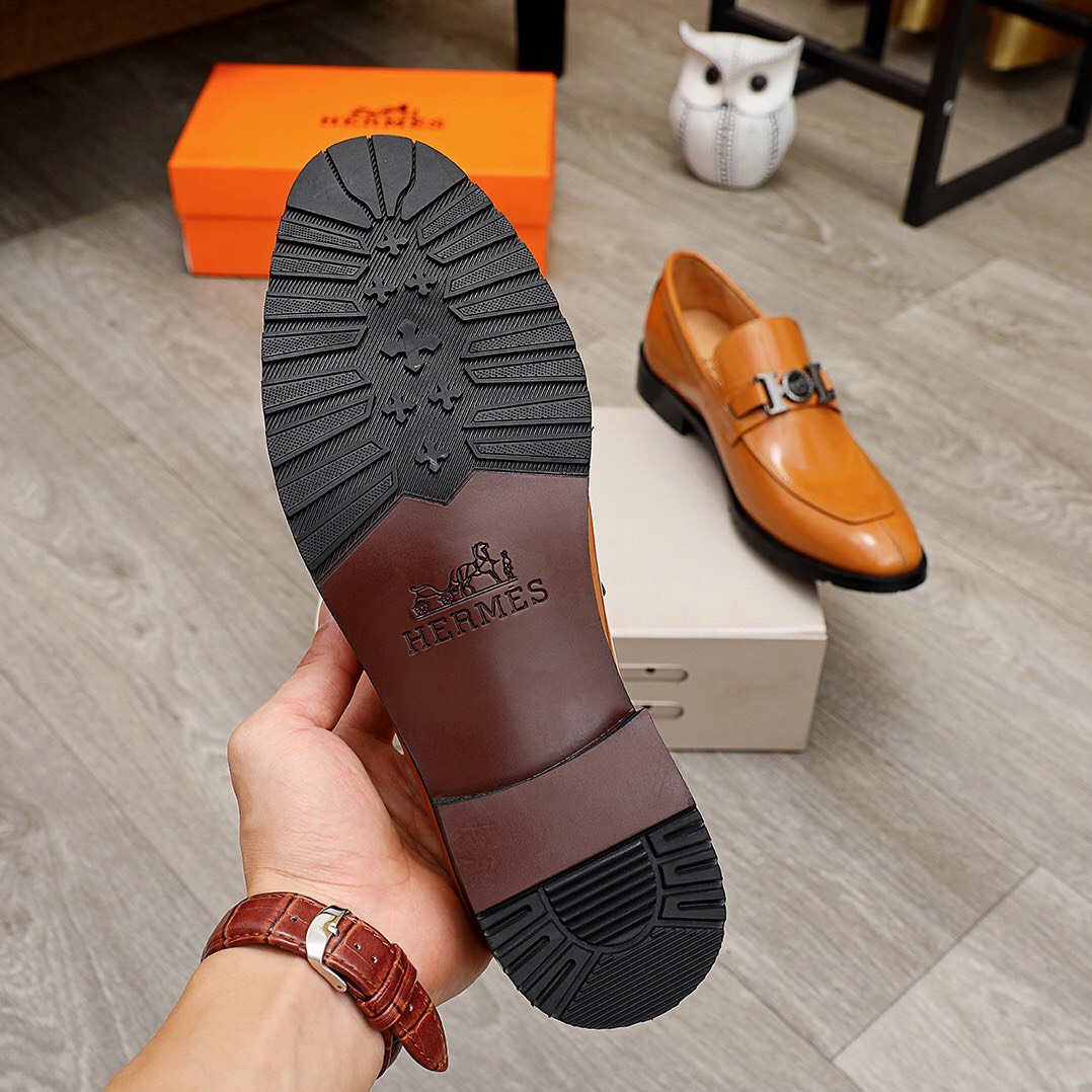 z2422551331913_2fc0f7c19b1766ad537add0e461d3d80