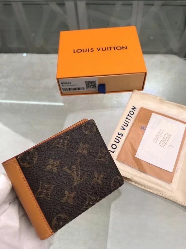 z2429498948607_8c140c1a162602721c414da1239e9953