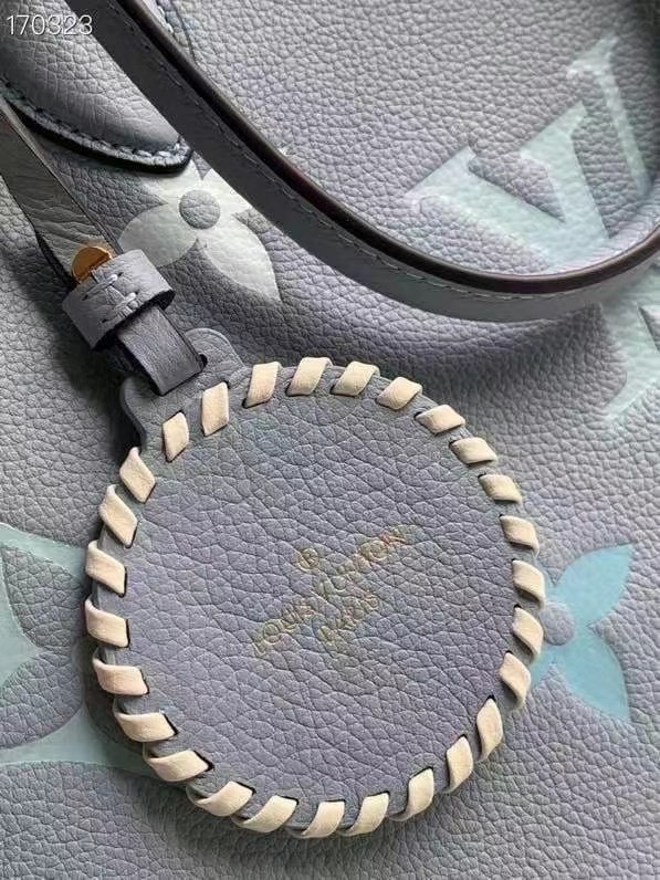 z2429499628624_8b4913e472777d5547a6fed539250fd9