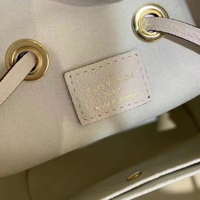 z2429499812461_42c6c42bb4518ef8e184bf3e0a39b9f5