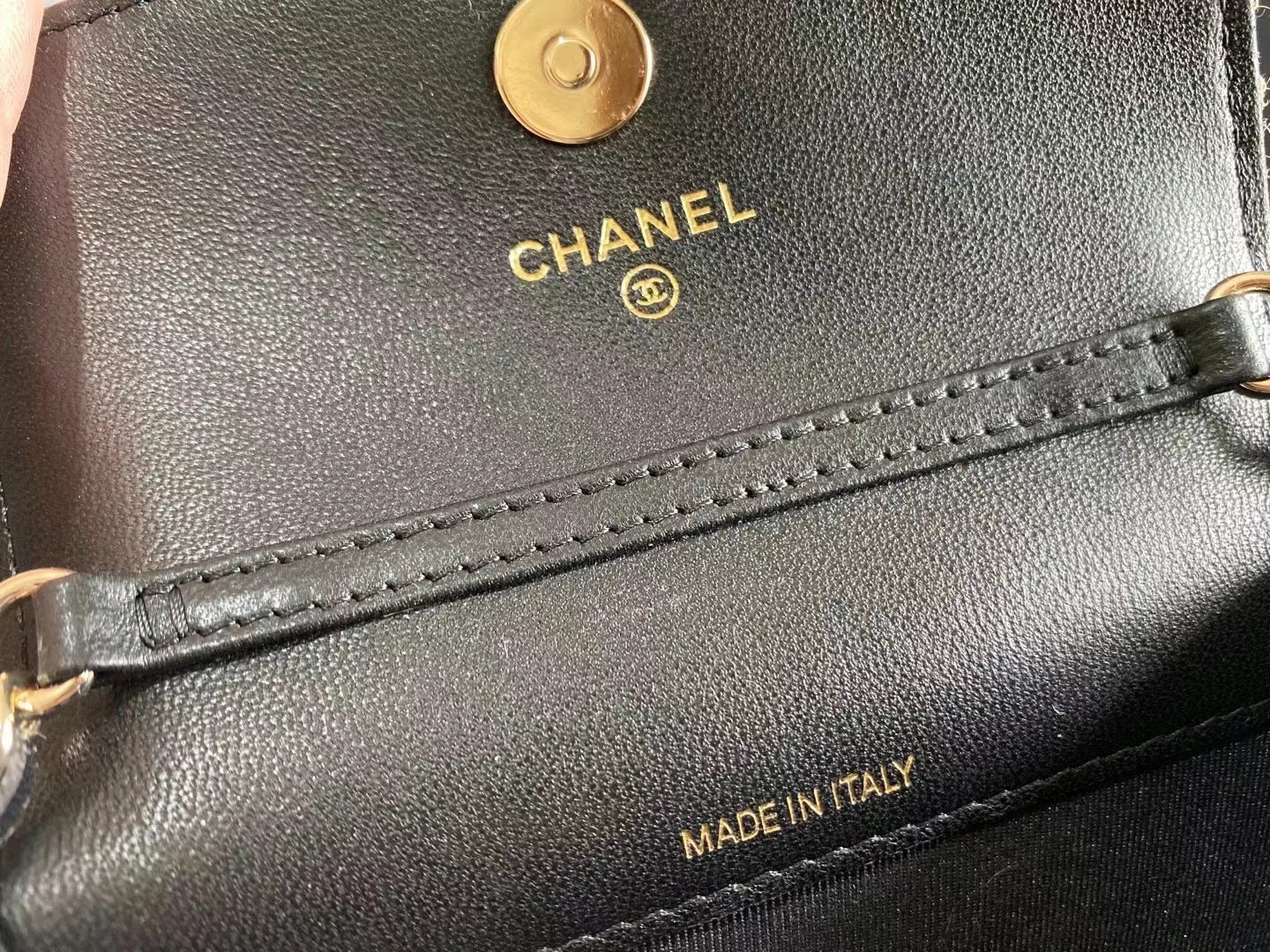 z2433992655640_0e398d83ee88a834c38da9bc3abf432b