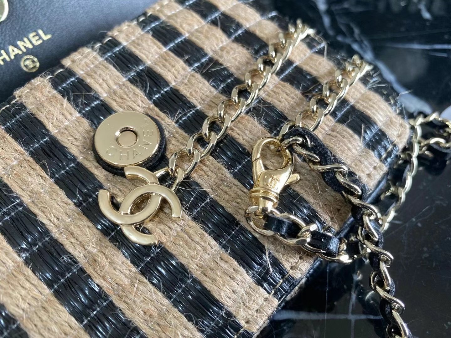 z2433992661559_3df8a81b560334a1c89430541c392b21