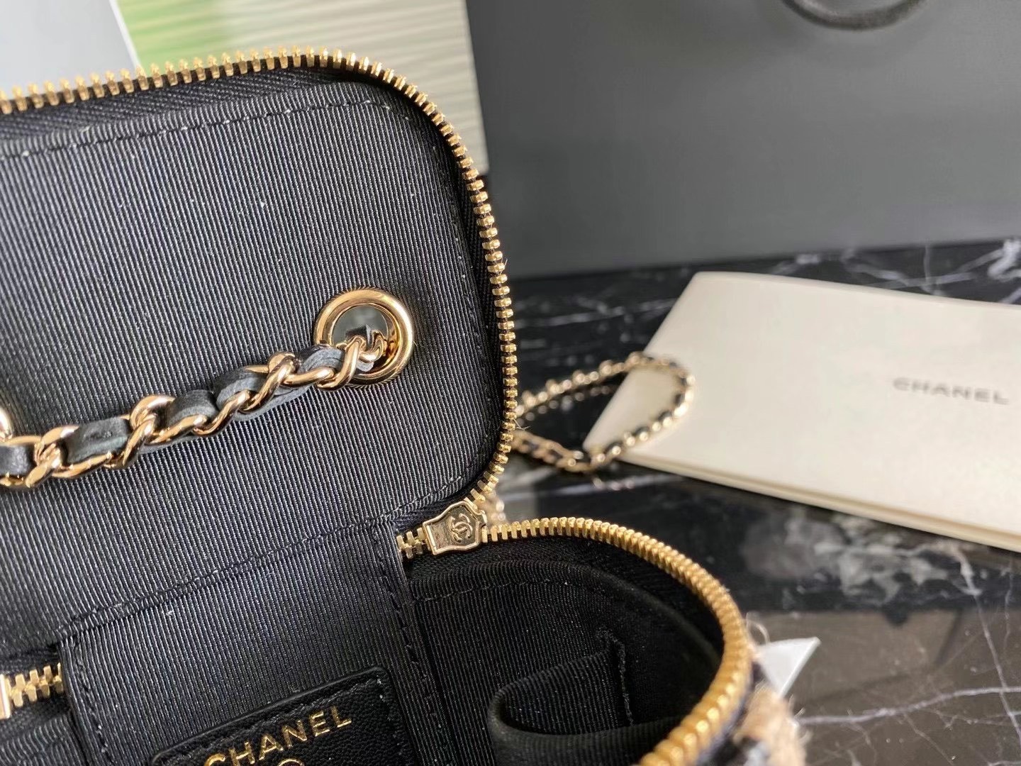 z2433992855838_2b77f38c81008fcc6dd1219f4271ef2f