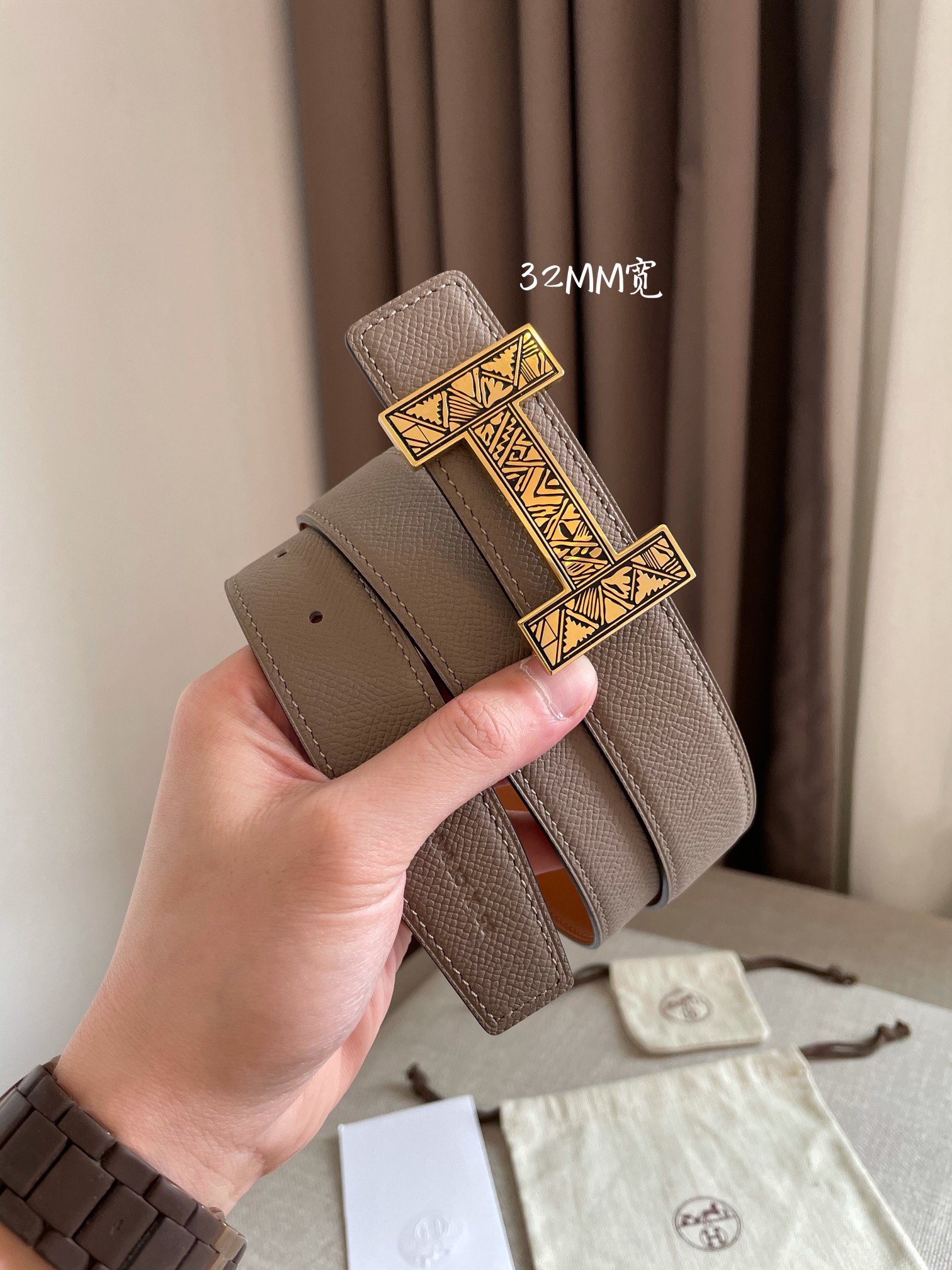 z2437092309031_342a36e37a0204787f9a0a96a73e0cdb