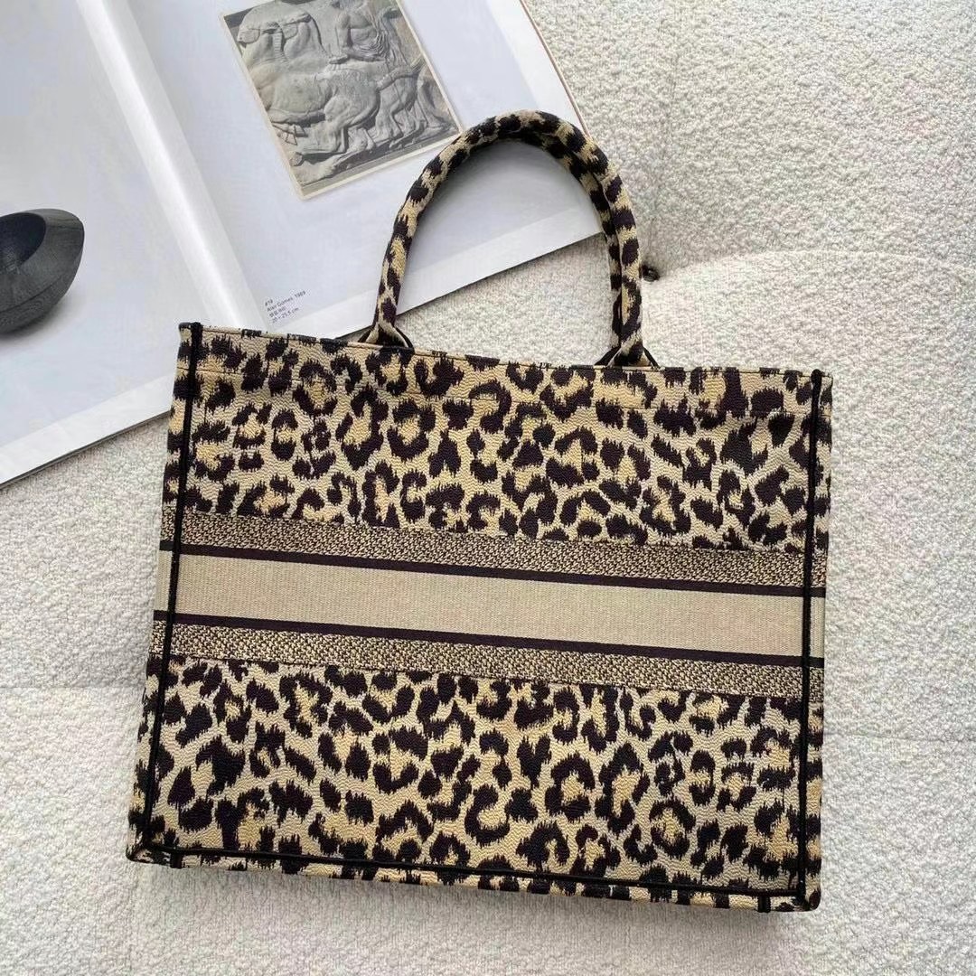 z2501688613170_c5e293ce7069596c6ccb6649a136d9ee