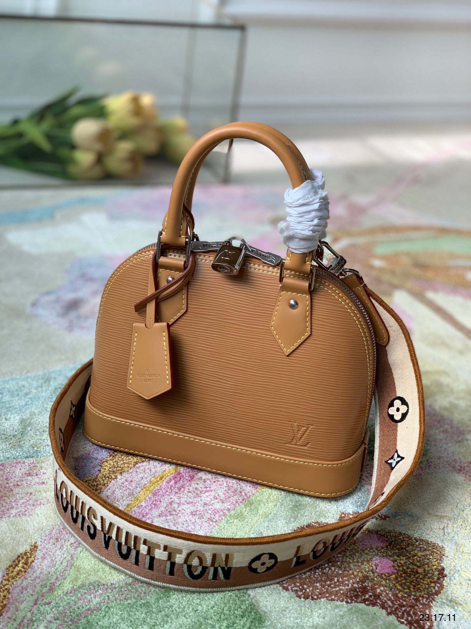Túi xách nữ Louis Vuitton Siêu Cấp RLCLV1261