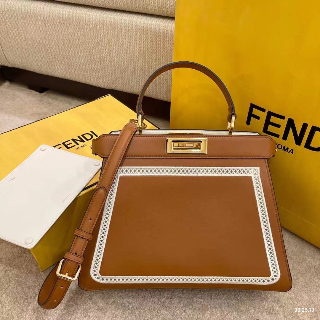 Túi Xách Nữ Fendi Siêu Cấp RLCFD1449